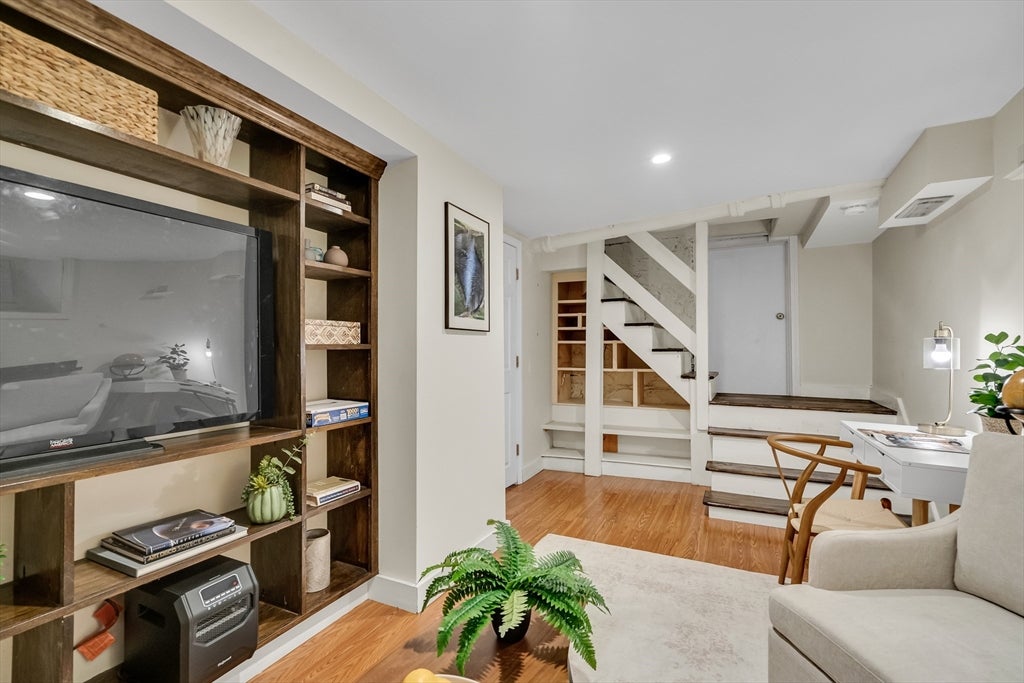 631 Chestnut Hill Ave #631, Brookline, MA, 631 Chestnut Hill Ave #631, Brookline, MA Photo #22