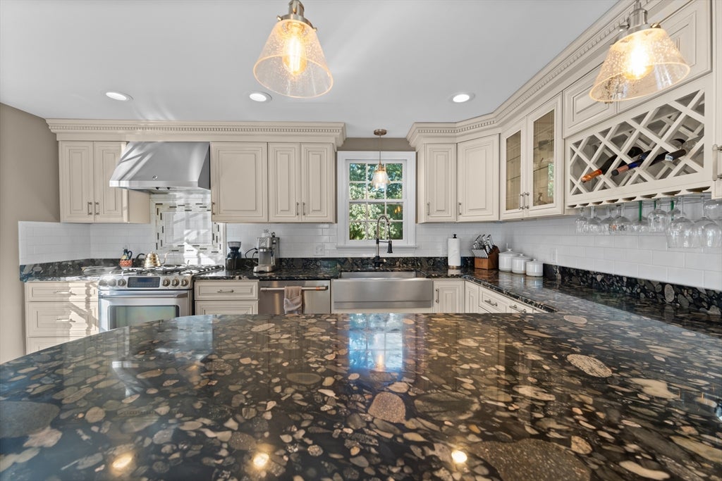28 Lawrence Street, Danvers, MA, 28 Lawrence Street, Danvers, MA Photo #6