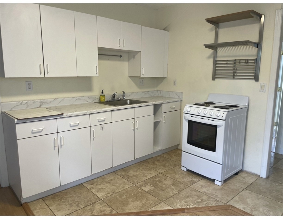 105 Brookside Ave 3