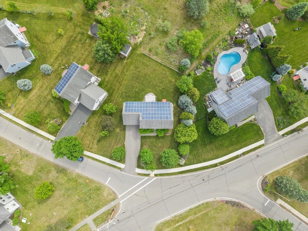 2 Adams Cir