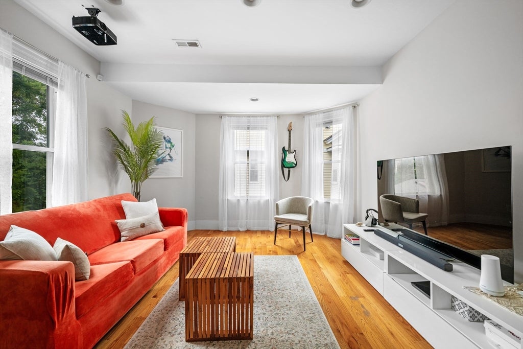 33 Plainfield St #2, Boston, MA, 33 Plainfield St #2, Boston, MA Photo #8