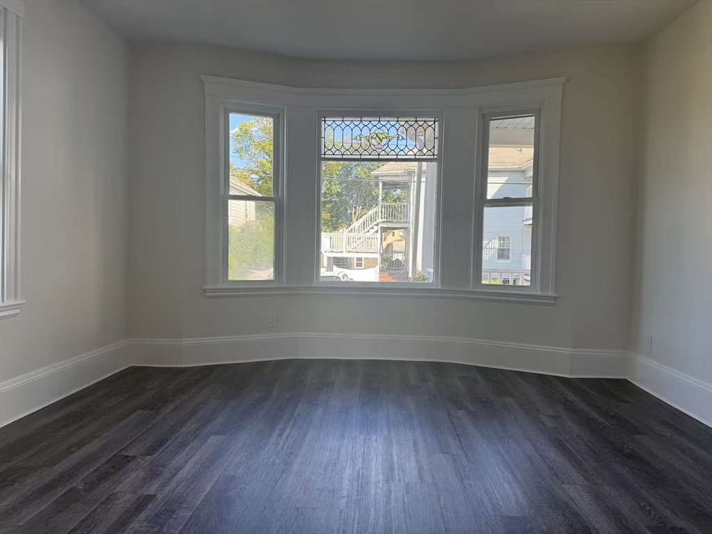 50-52 Wilshire Street