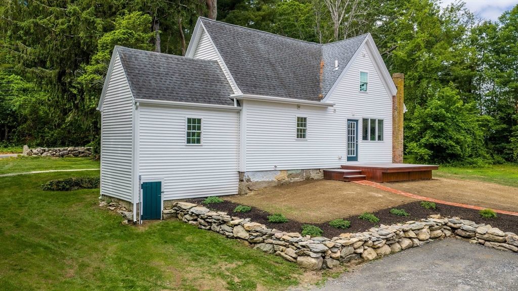 159 County St