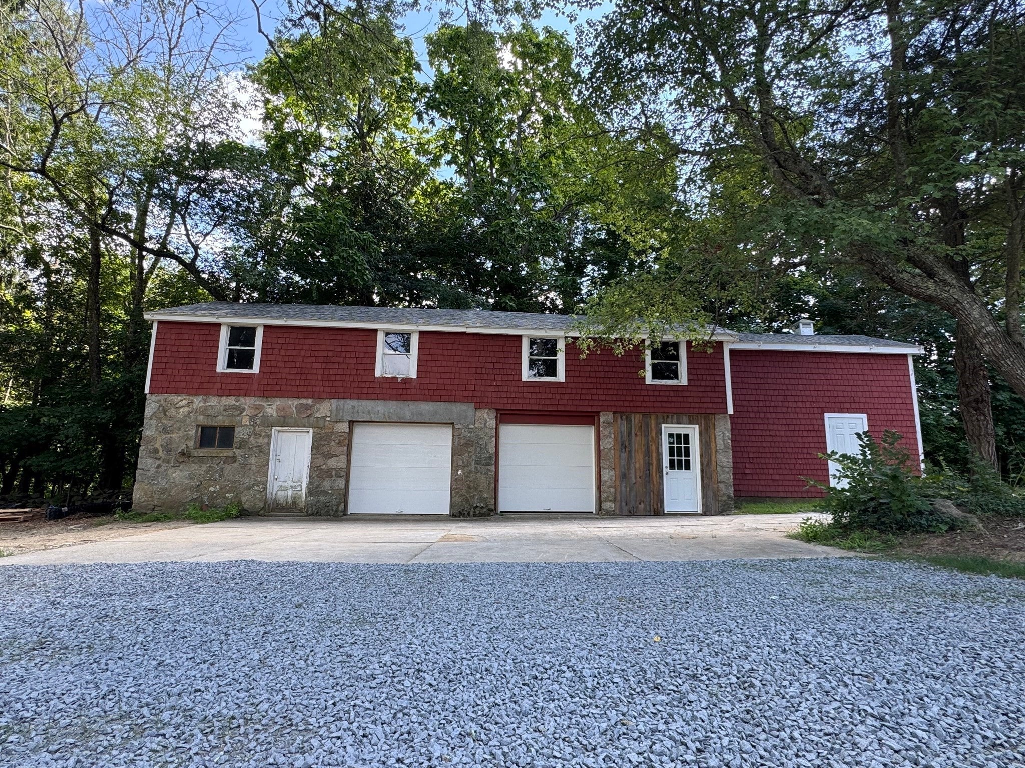 159 County St