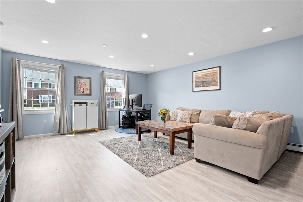 60 Pattison St 13