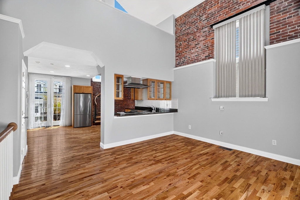 336 Saratoga St. 1