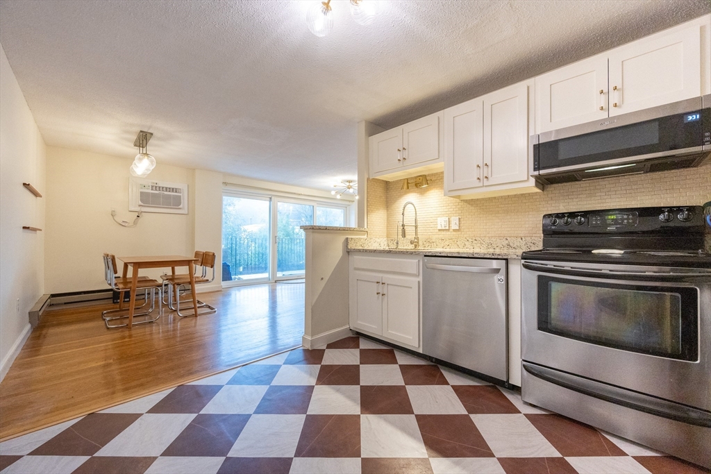 260 Tremont St 7