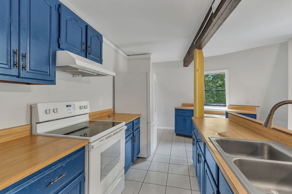 243 Oak St, Holliston, MA Photo #7