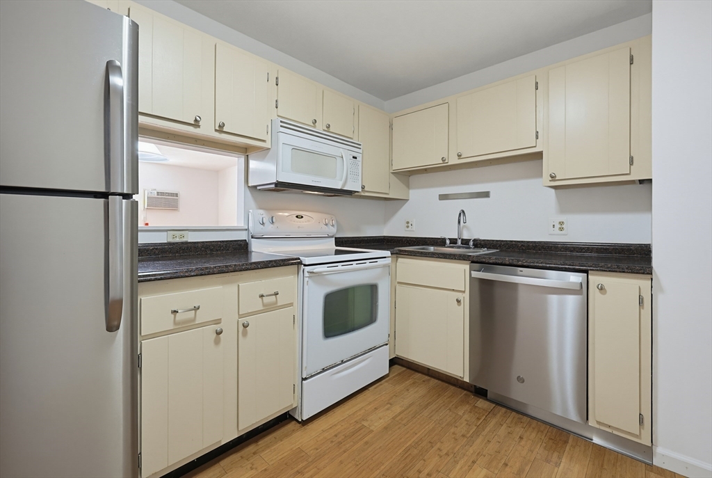 65 Milliken Ave #3, Franklin, MA, 65 Milliken Ave #3, Franklin, MA Photo #5
