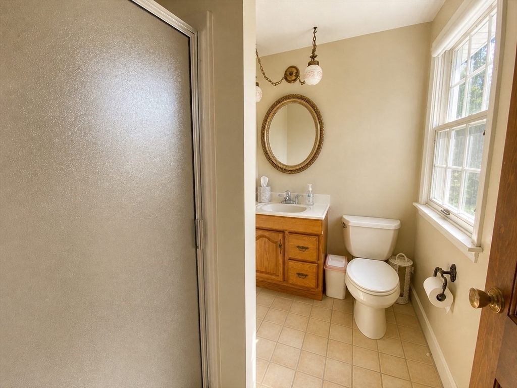 307 Glen Rd, Weston, MA Photo #11