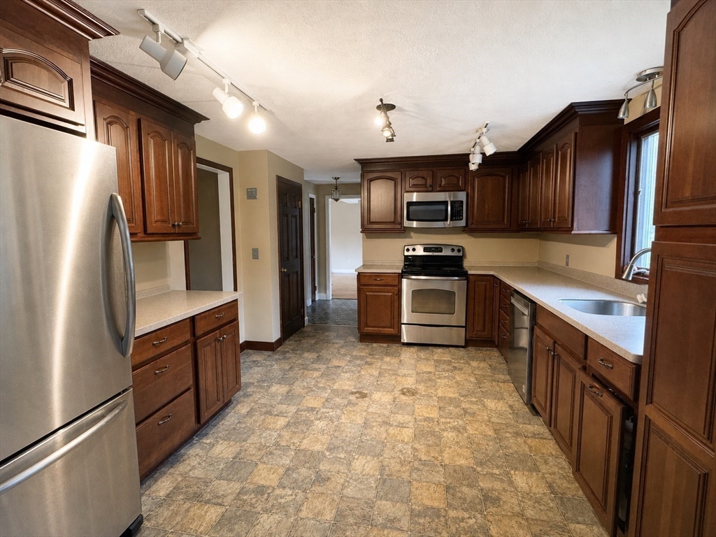307 Glen Rd
