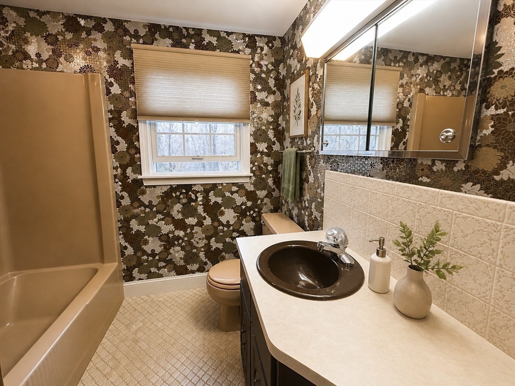 307 Glen Rd, Weston, MA Photo #7