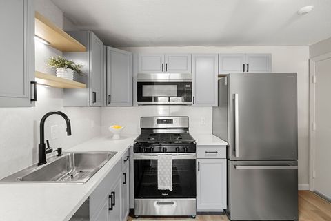 1 Brown Ave 1-25 Amesbury MA 01913