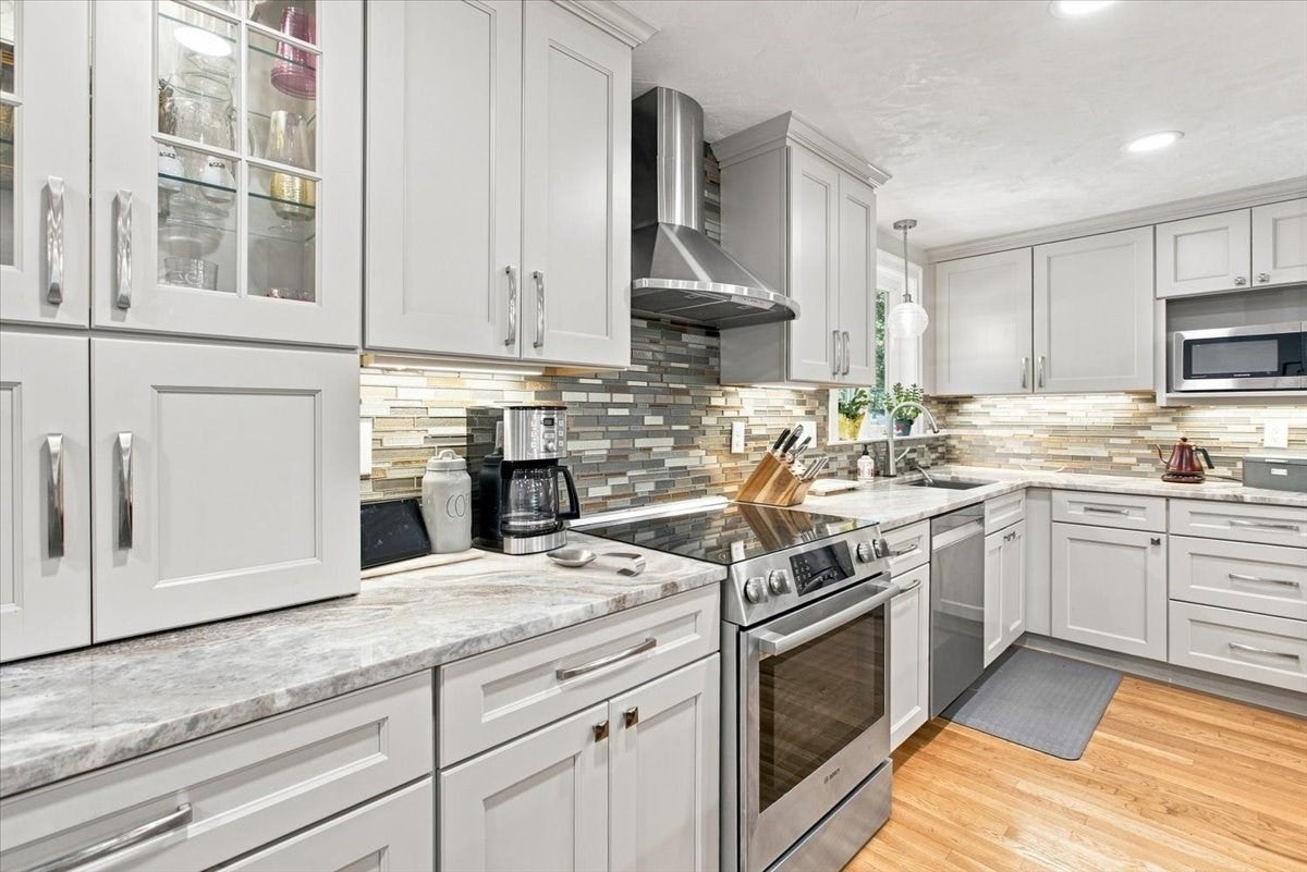 76 Westover Pkwy