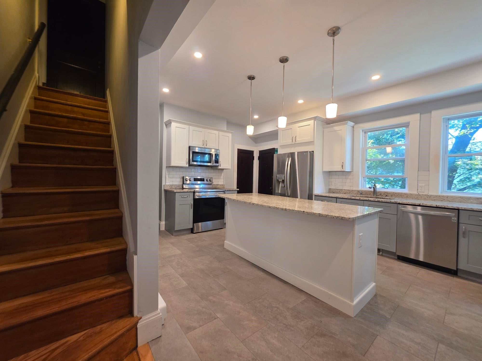 15 Bartlet Ave #TH, Arlington, MA Photo #5