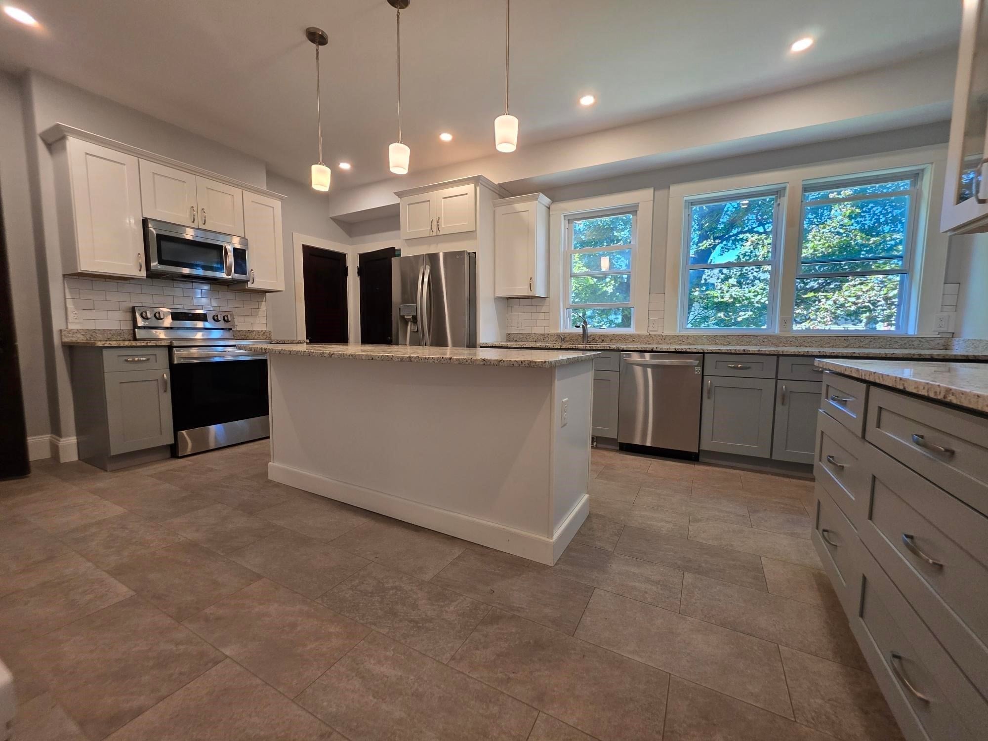 15 Bartlet Ave #TH, Arlington, MA Photo #4