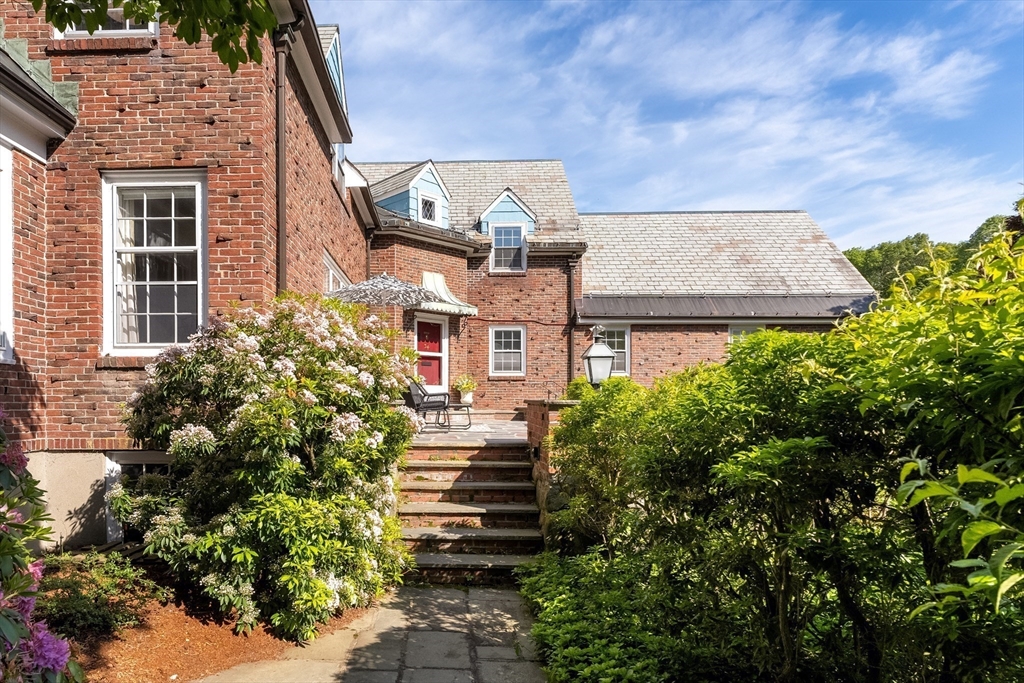 34 Woodbine Road