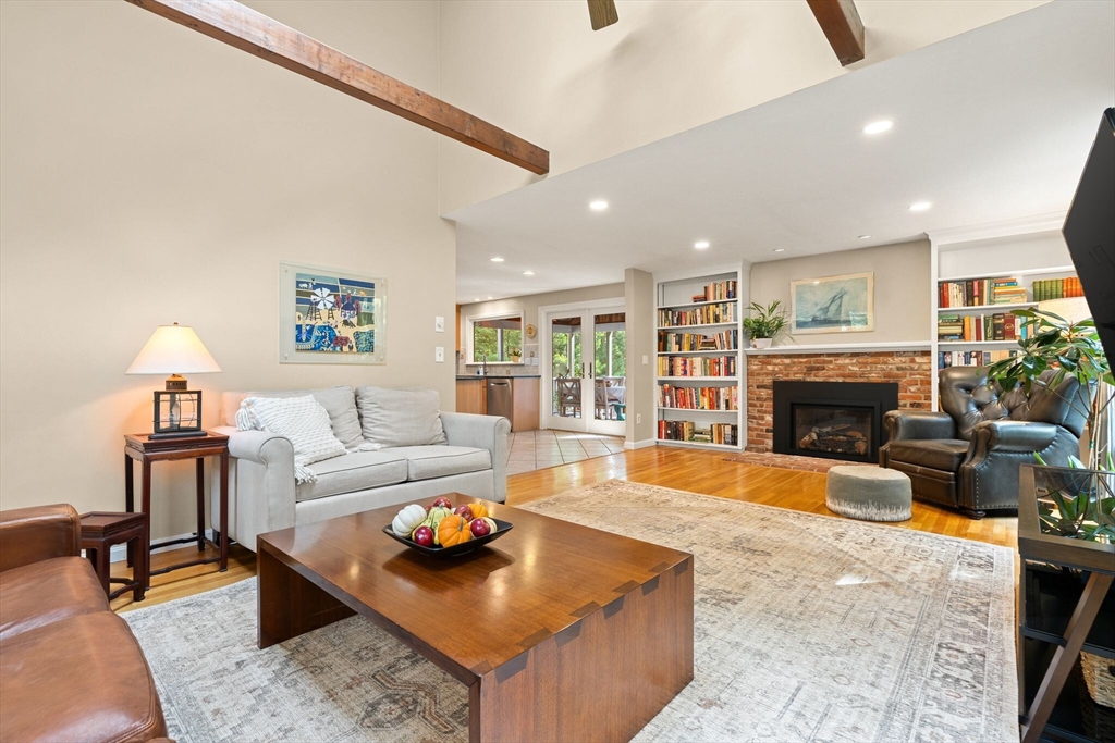 14 Fieldstone Dr.