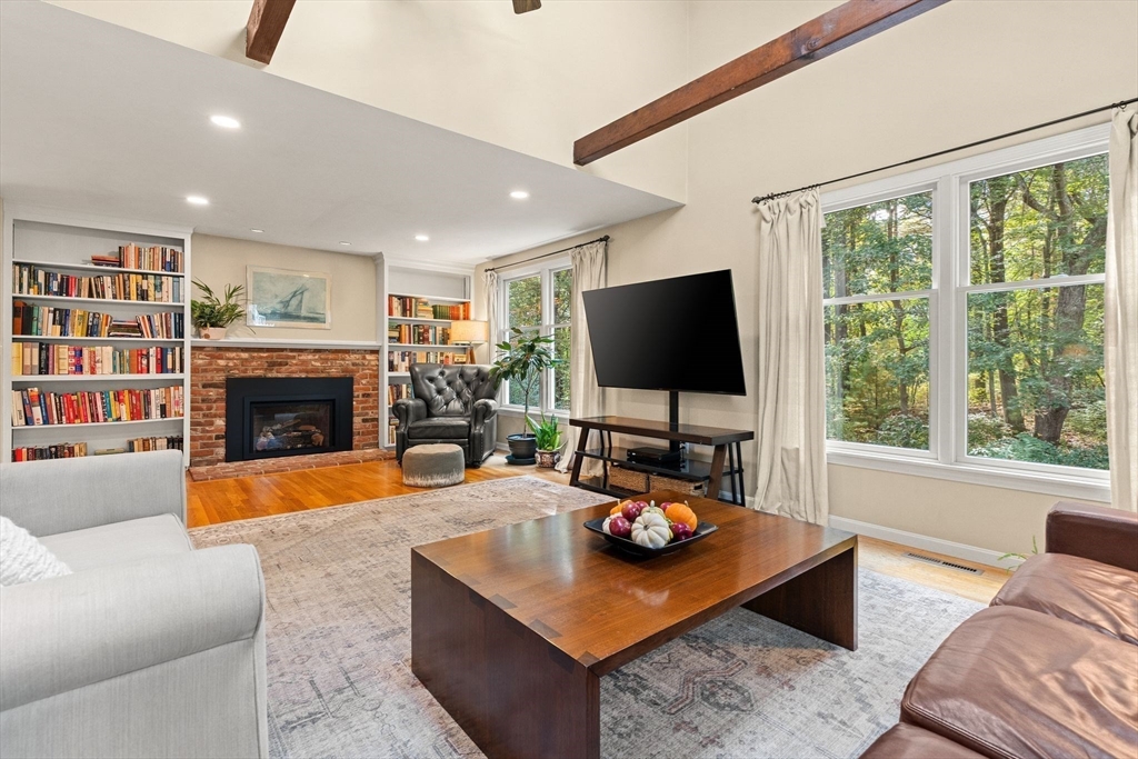 14 Fieldstone Dr.