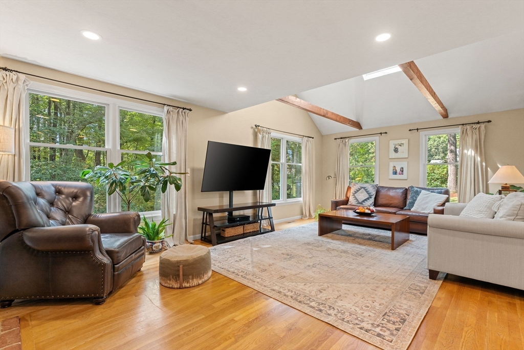 14 Fieldstone Dr.