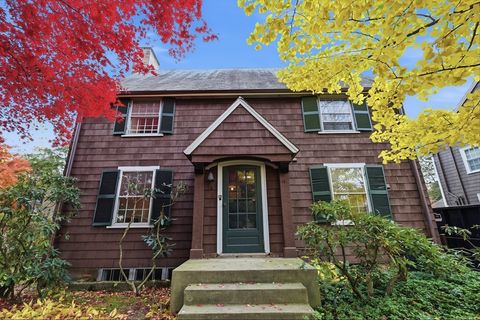 12 Gray Gardens W Cambridge MA 02138