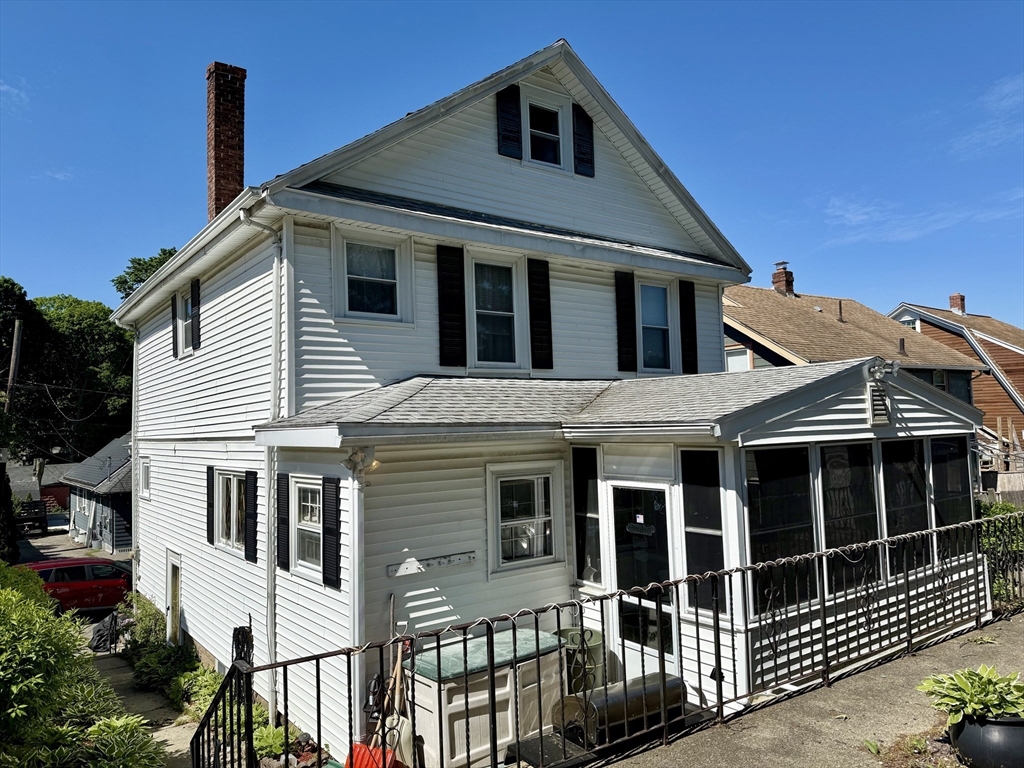 8 Lincoln Ct