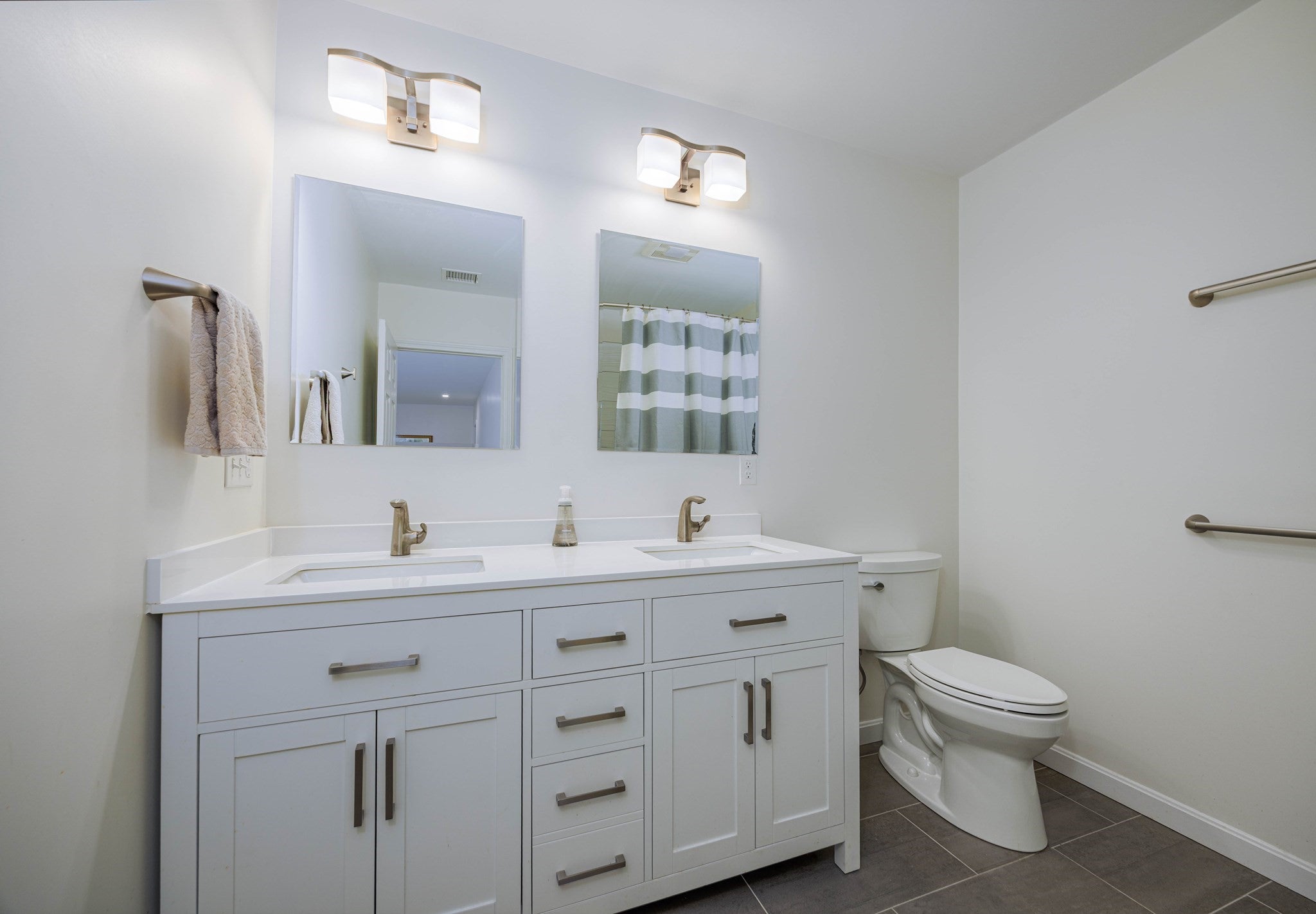 4 Sterling Circle #4, Medway, MA, 4 Sterling Circle #4, Medway, MA Photo #31