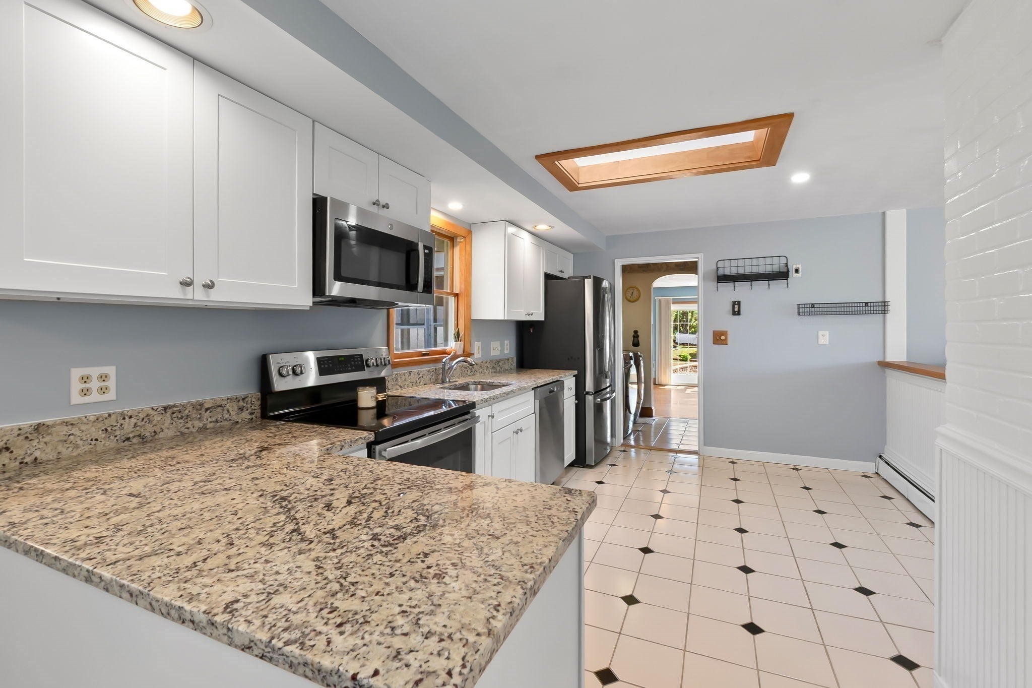 23 Russell St, Peabody, MA, 23 Russell St, Peabody, MA Photo #12