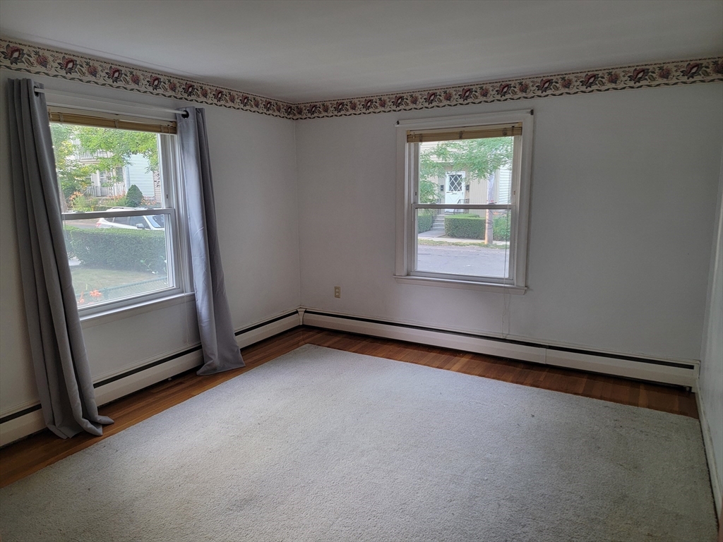 Belmont, Massachusetts 02478, United States, 1 Bedroom Bedrooms, ,1 BathroomBathrooms,Residential,Active,199506