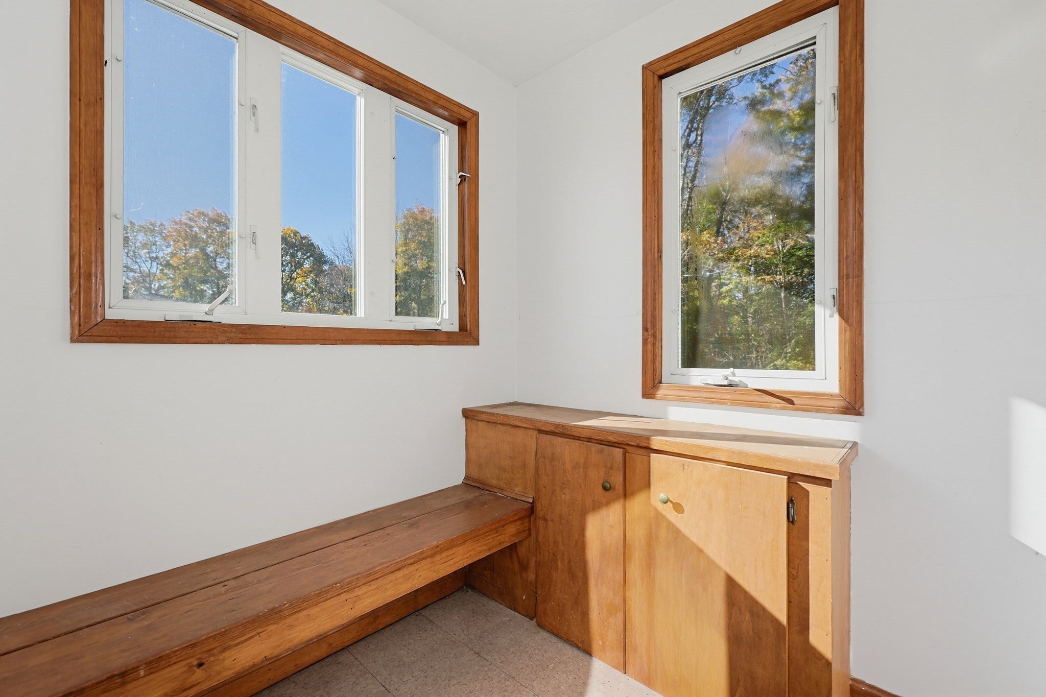 6 Carleton Rd, Leicester, MA, 6 Carleton Rd, Leicester, MA Photo #6