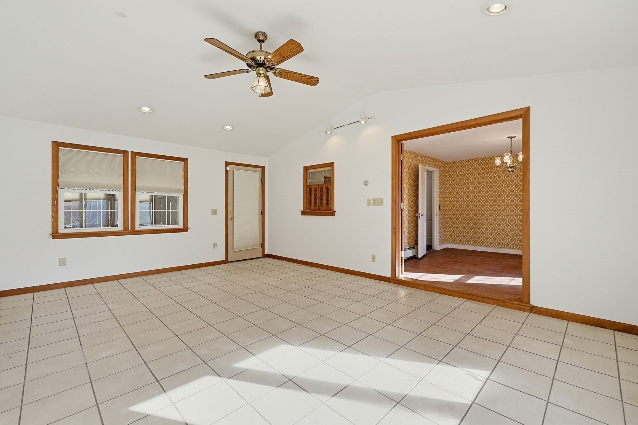 6 Carleton Rd, Leicester, MA, 6 Carleton Rd, Leicester, MA Photo #22
