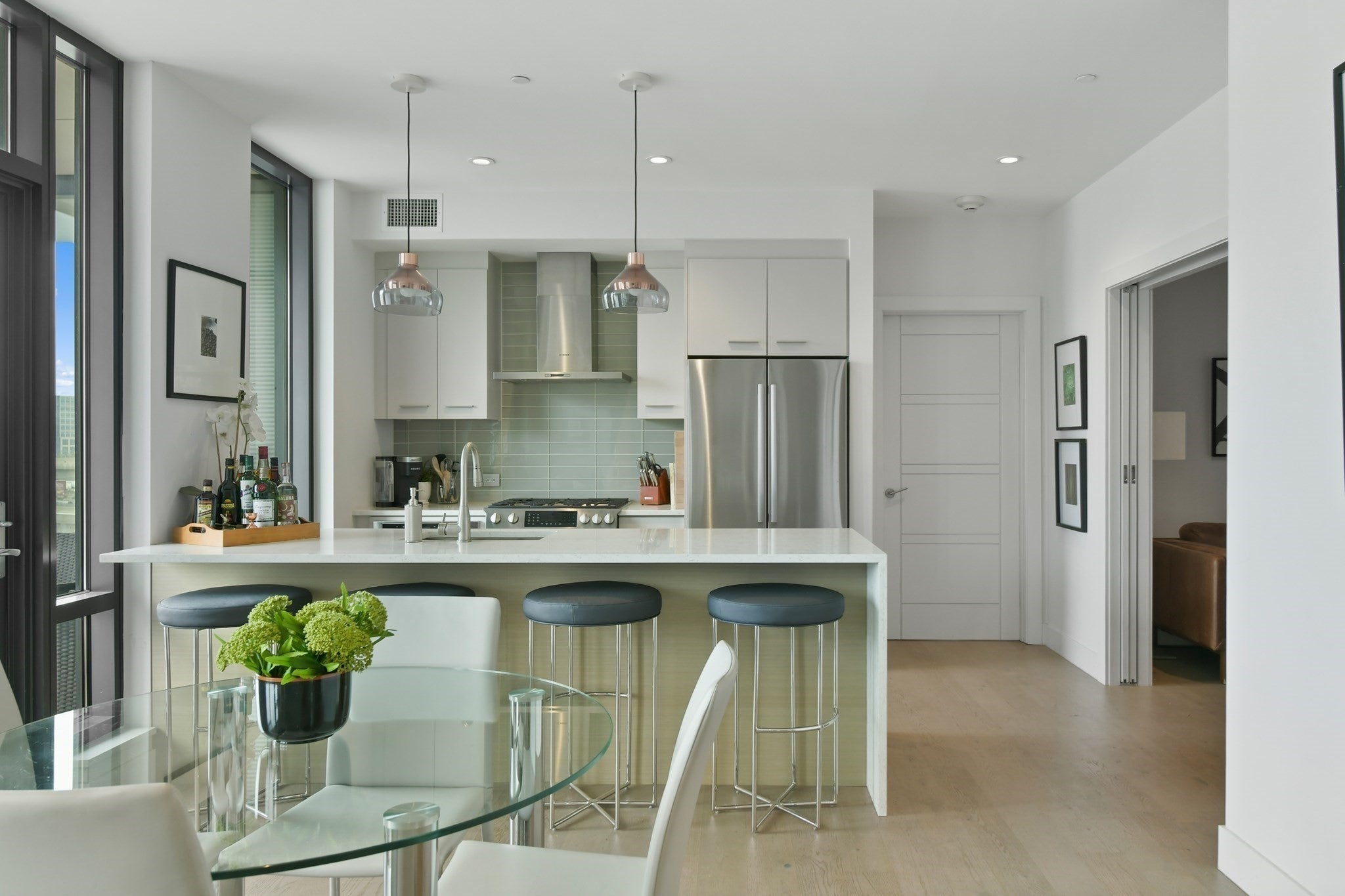 40 Traveler St