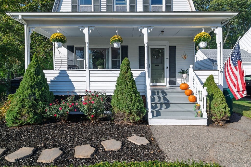 12 Claflin St, Attleboro, MA, 12 Claflin St, Attleboro, MA Photo #4