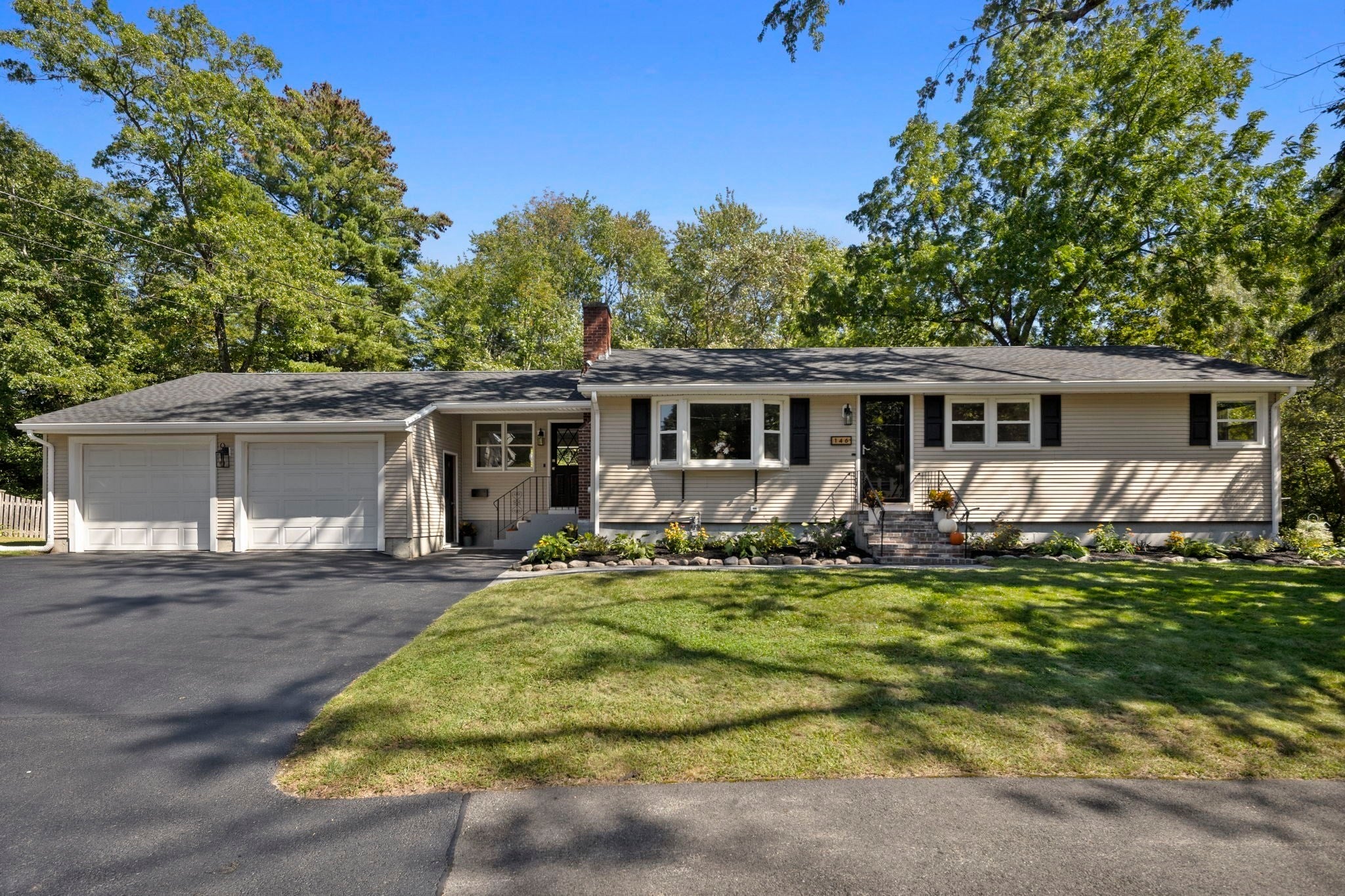 146 Helen Dr, Marlborough, MA Photo #1