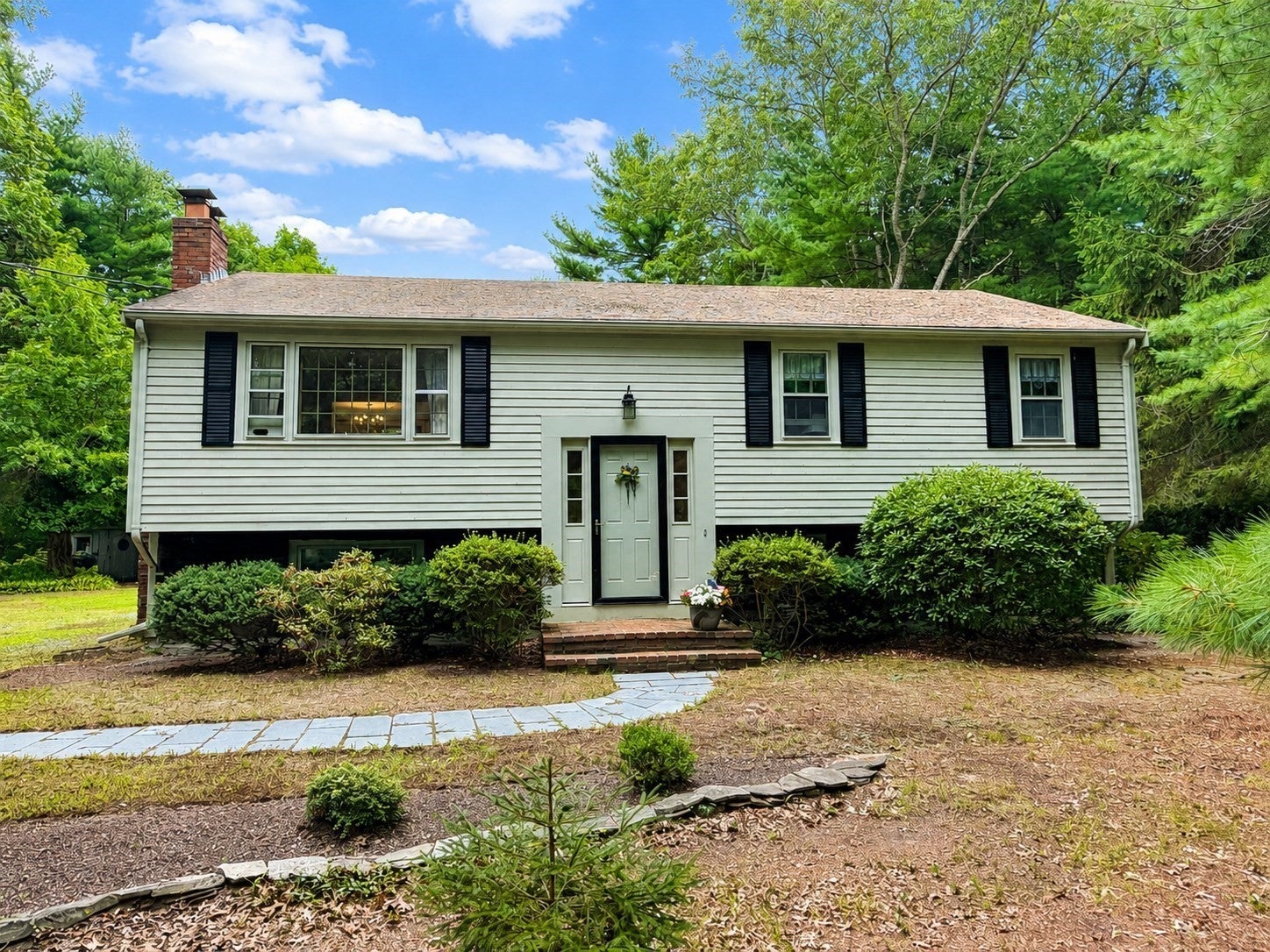 Photo of 120 Halfway Pond Rd, Plymouth, MA