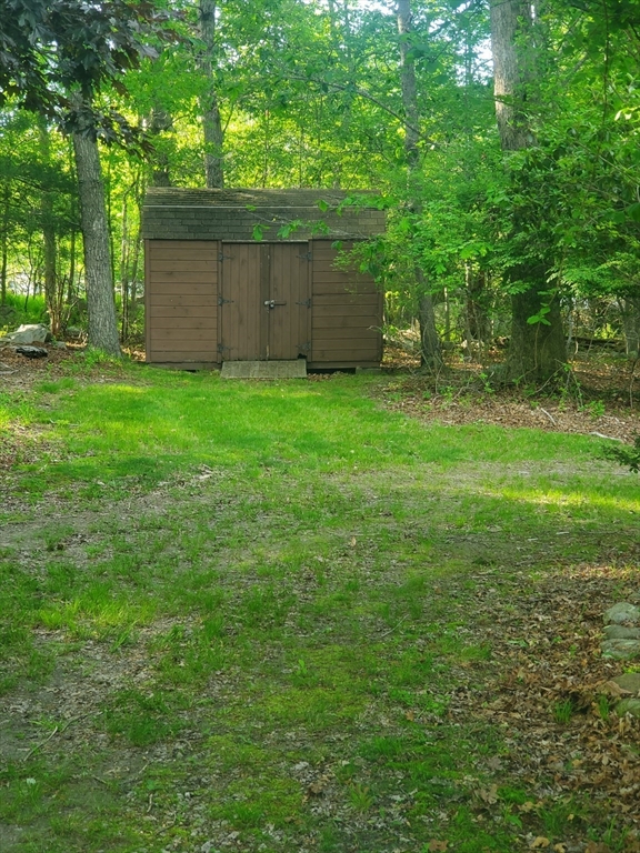 170 Woodland Cir