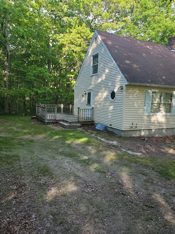 170 Woodland Cir