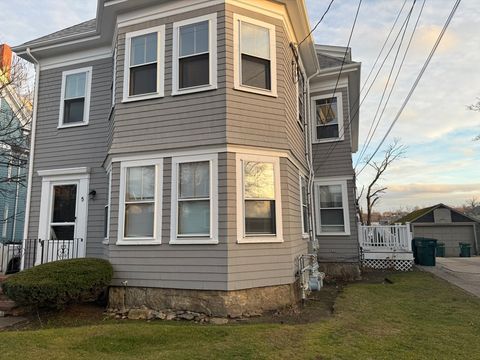Photo of 5 Lothrop St, Plymouth, MA 02360 (MLS # 73460288)