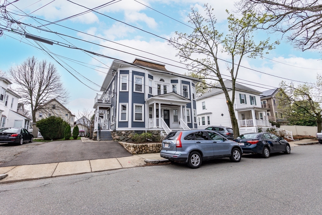 181 Robbins St 4