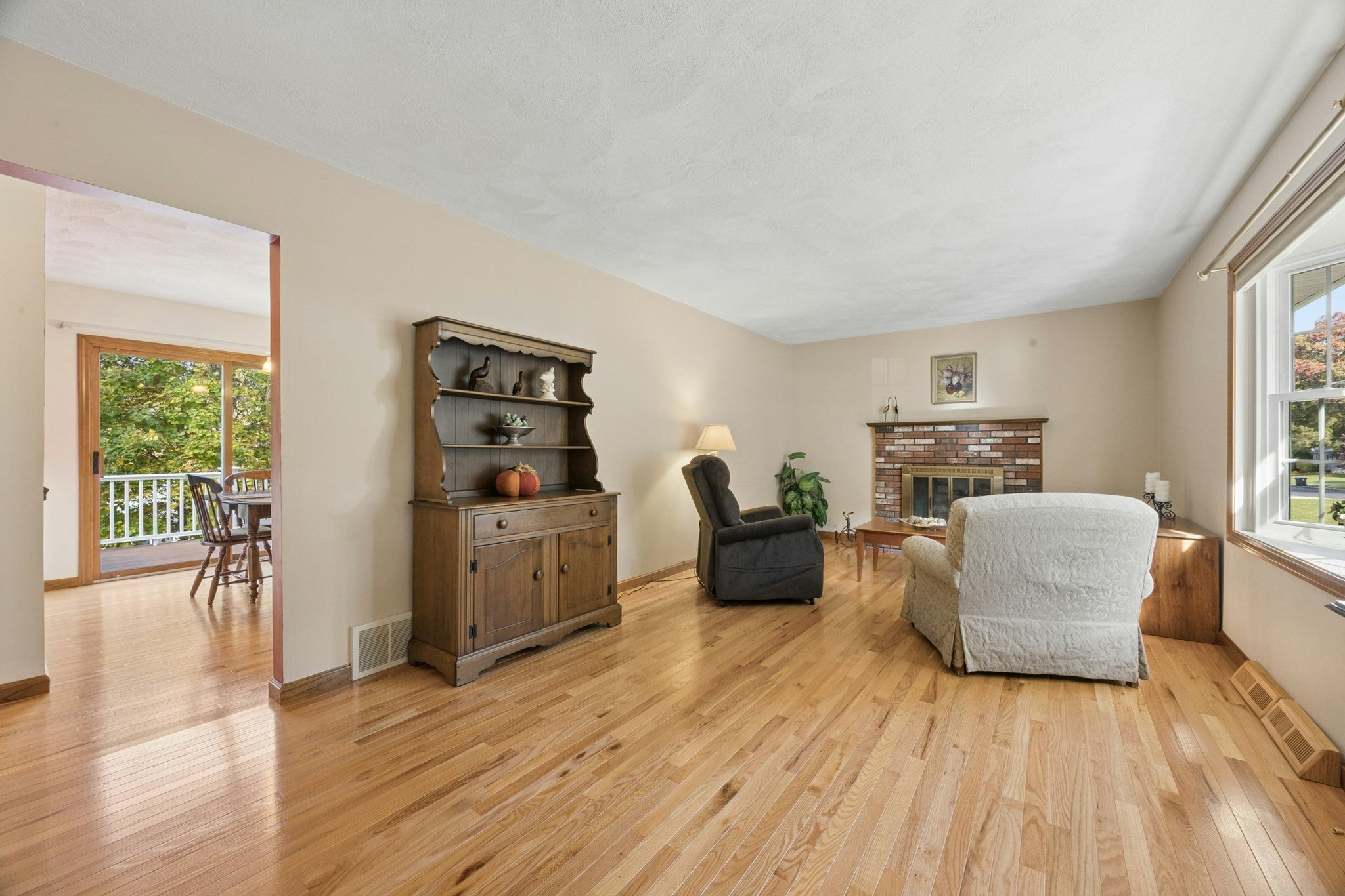 56 Bennett St, Hudson, MA, 56 Bennett St, Hudson, MA Photo #3