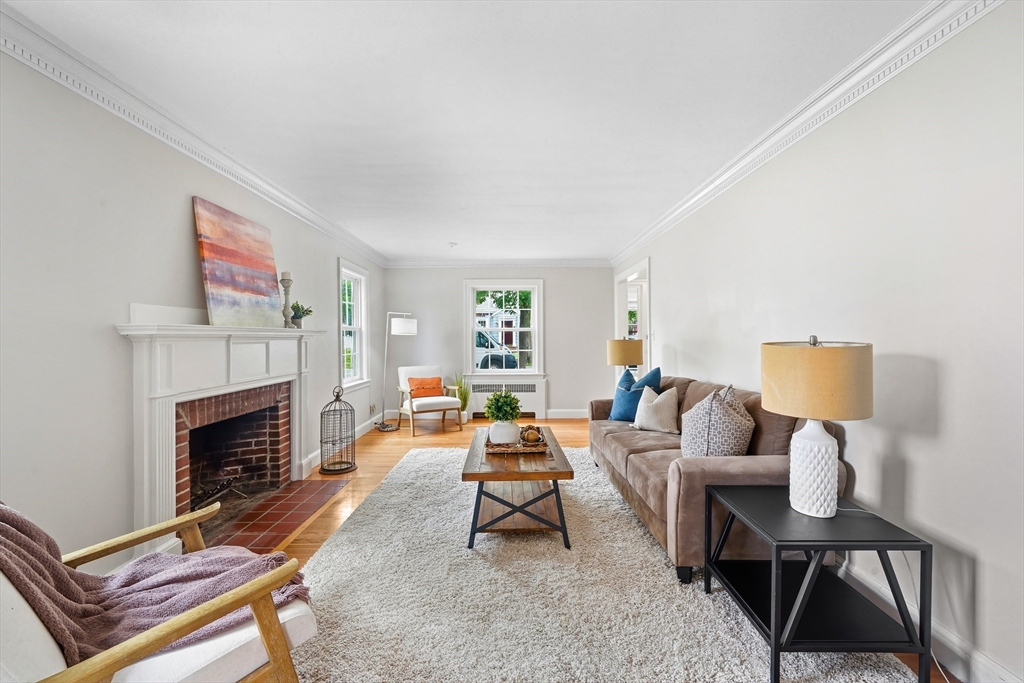 45 Simmons Ave