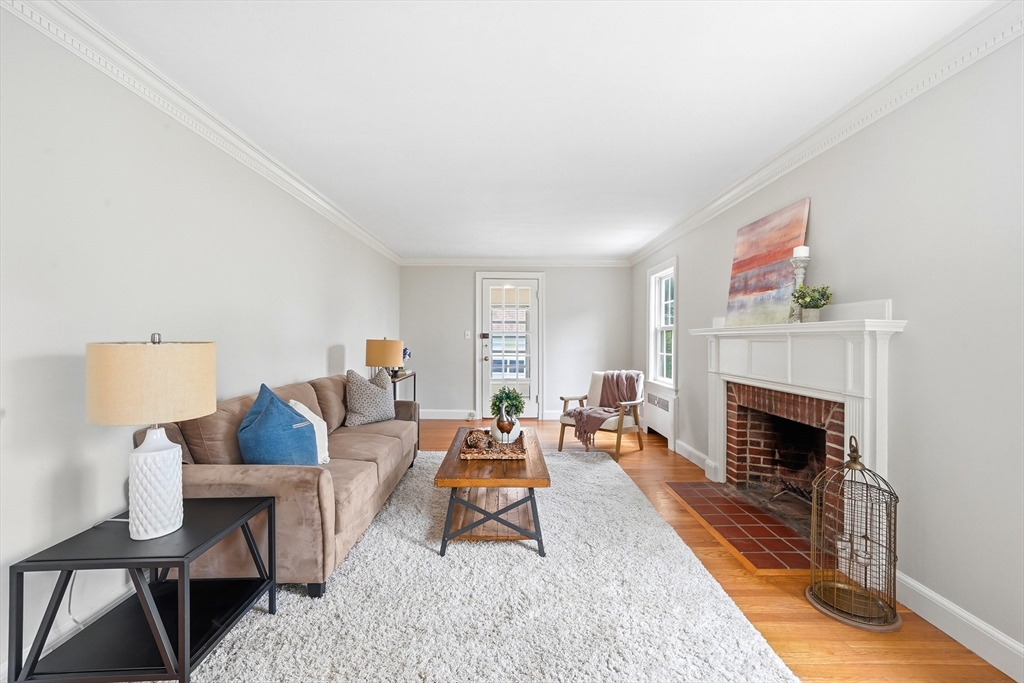 45 Simmons Ave