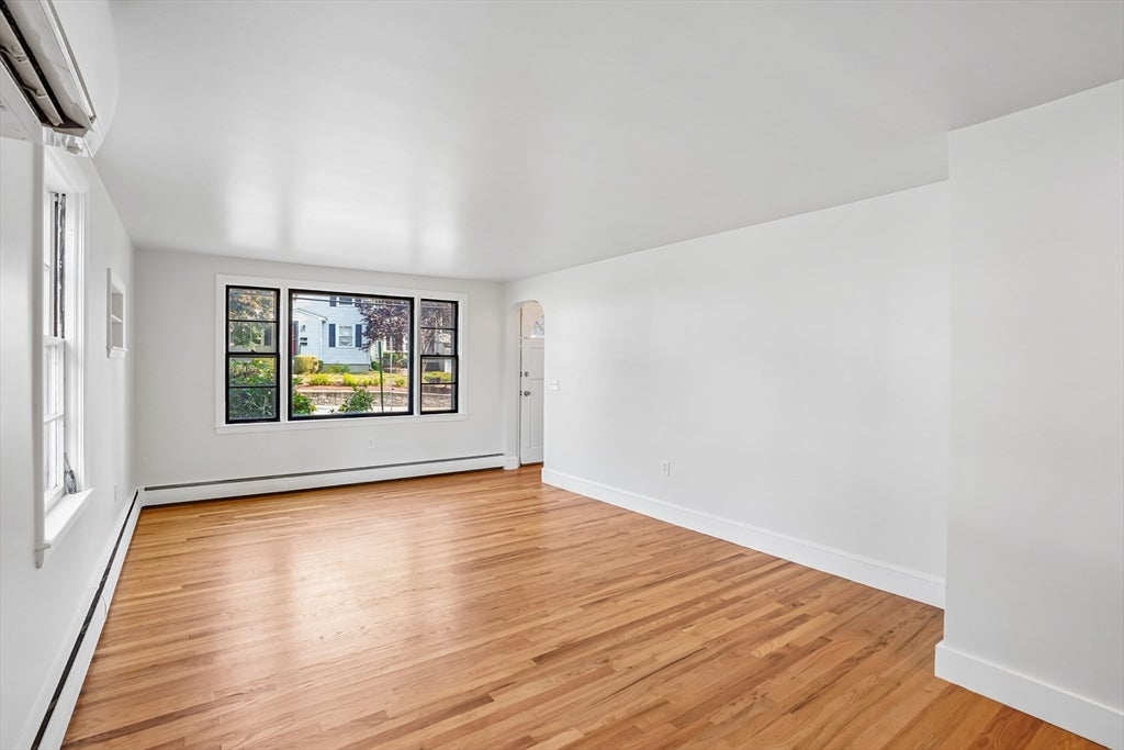 274 Whitford Ave, Providence, RI, 274 Whitford Ave, Providence, RI Photo #4