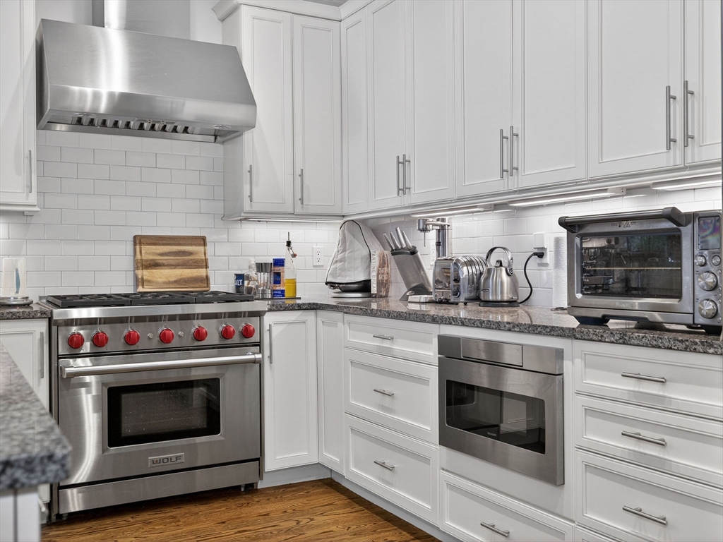 844 E 4th Street 2
