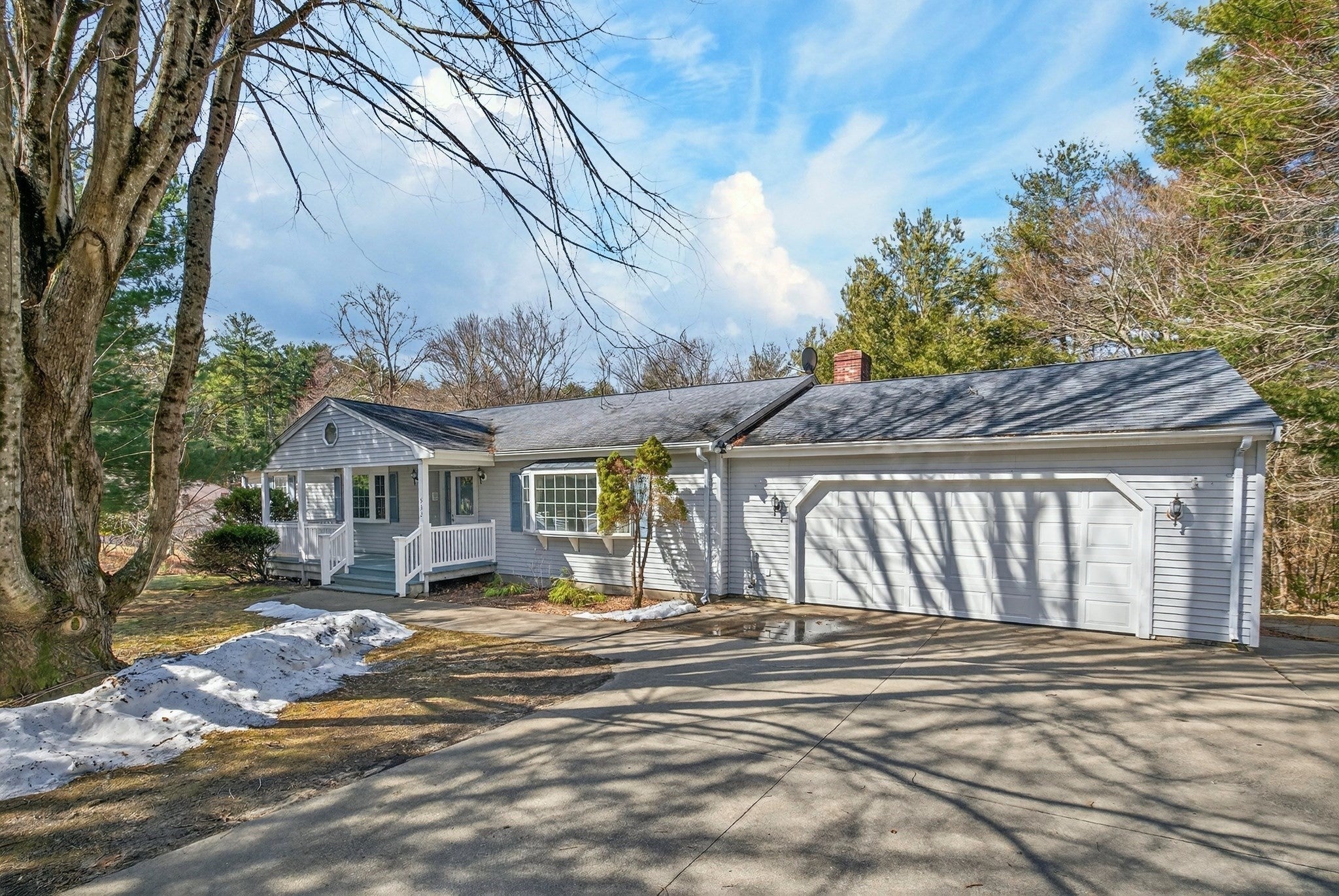 Photo of 532 Hill St, Raynham, MA