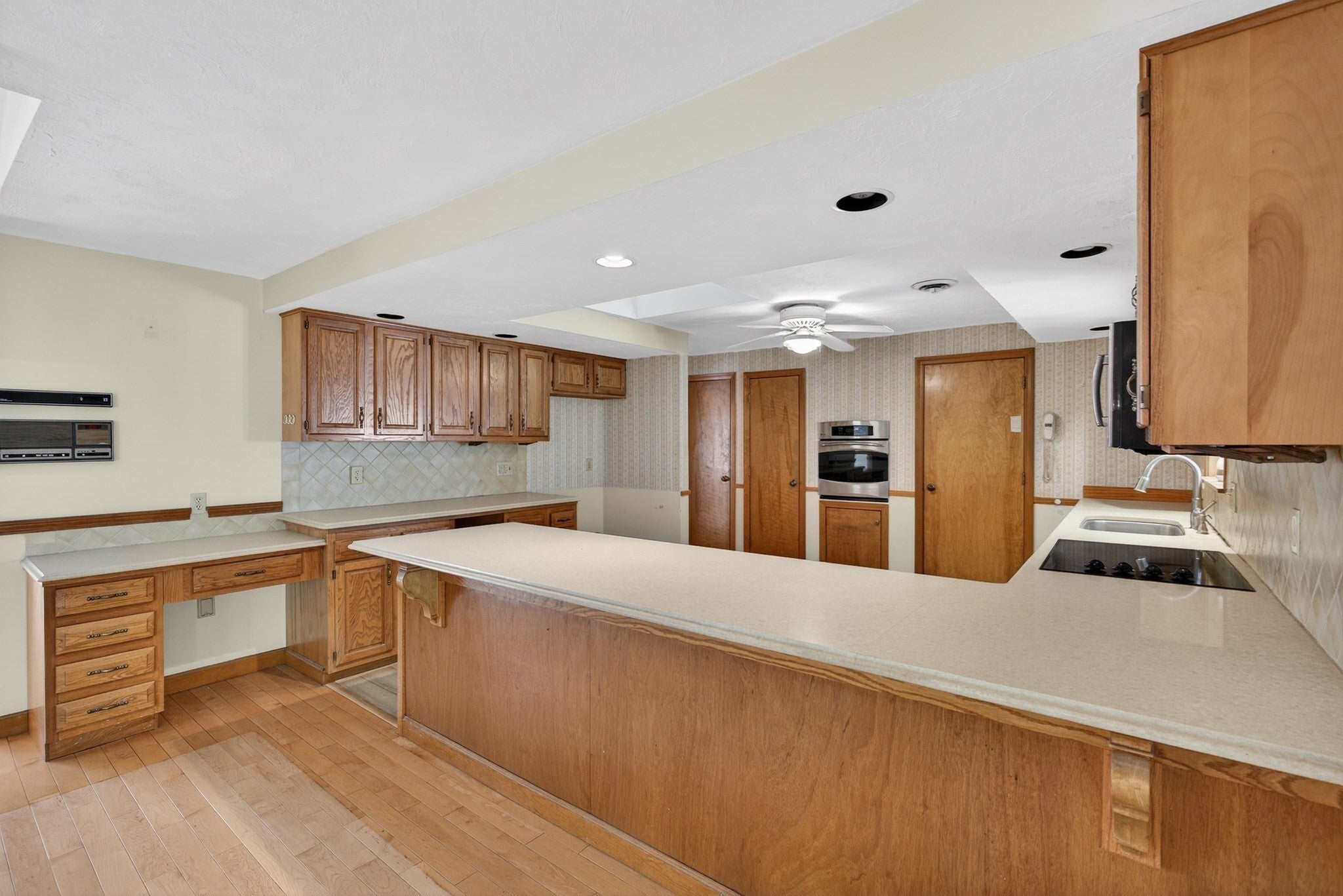 532 Hill St, Raynham, MA, 532 Hill St, Raynham, MA Photo #15
