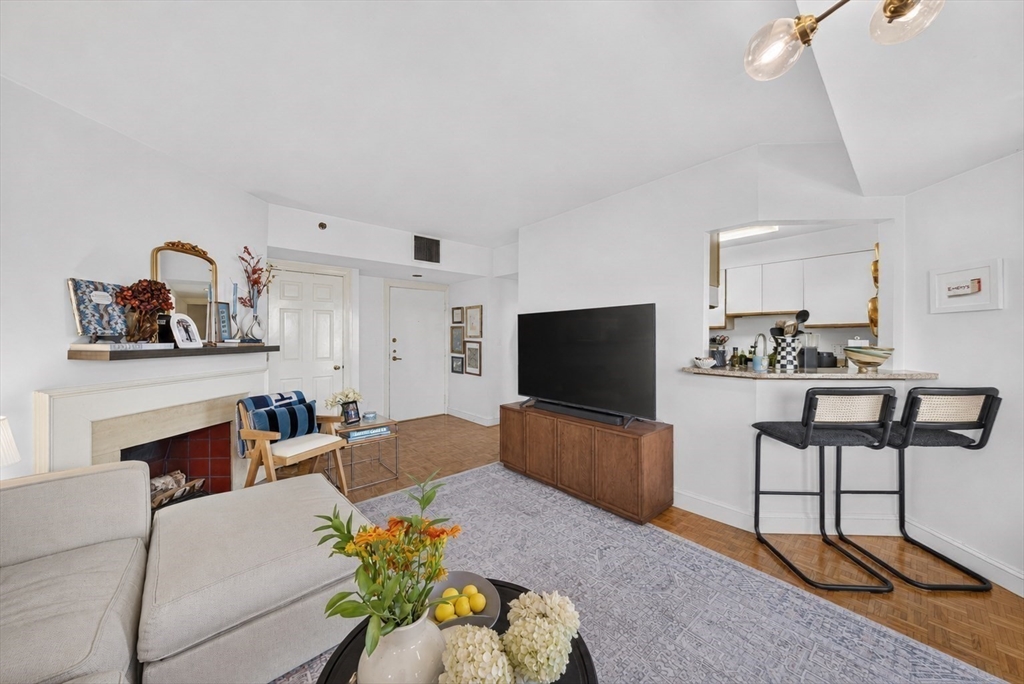 416 Commonwealth Avenue 615