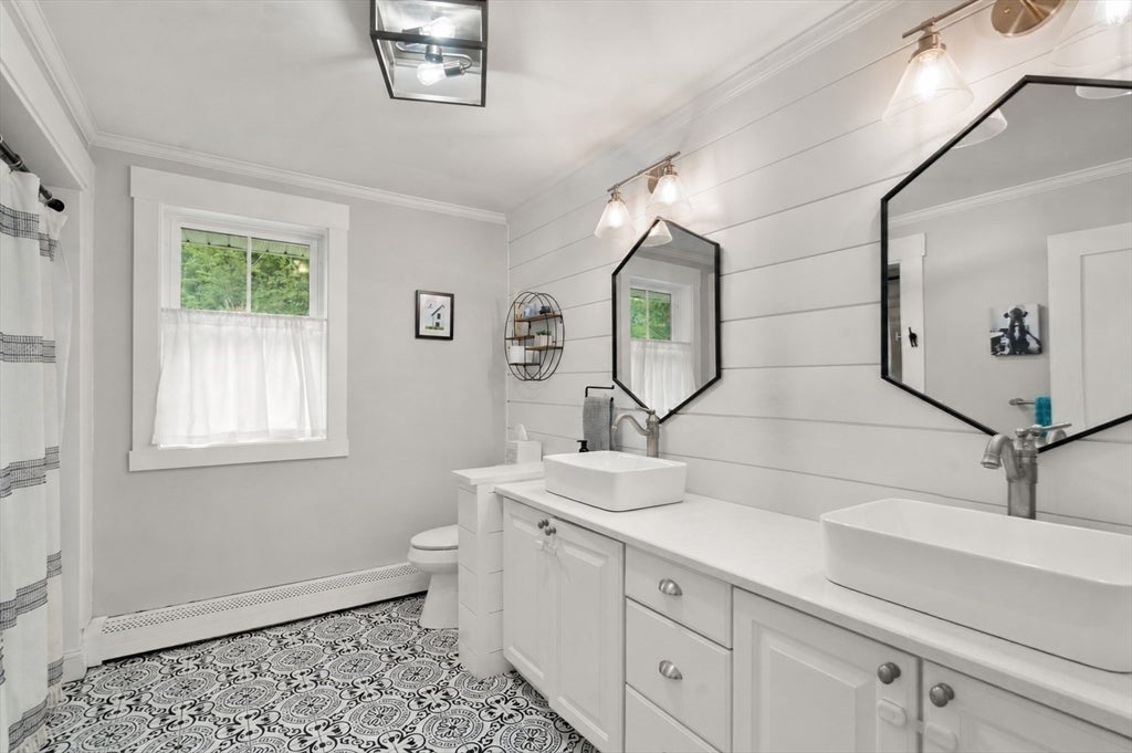 33 Putnam Hill Rd, Sutton, MA, 33 Putnam Hill Rd, Sutton, MA Photo #10