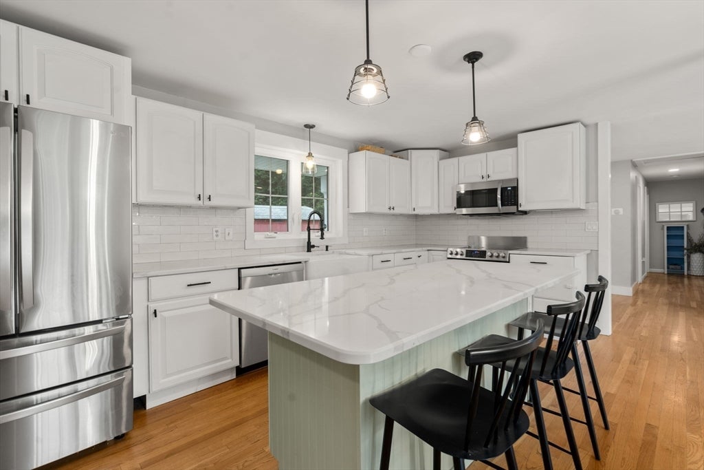 33 Putnam Hill Rd, Sutton, MA, 33 Putnam Hill Rd, Sutton, MA Photo #4