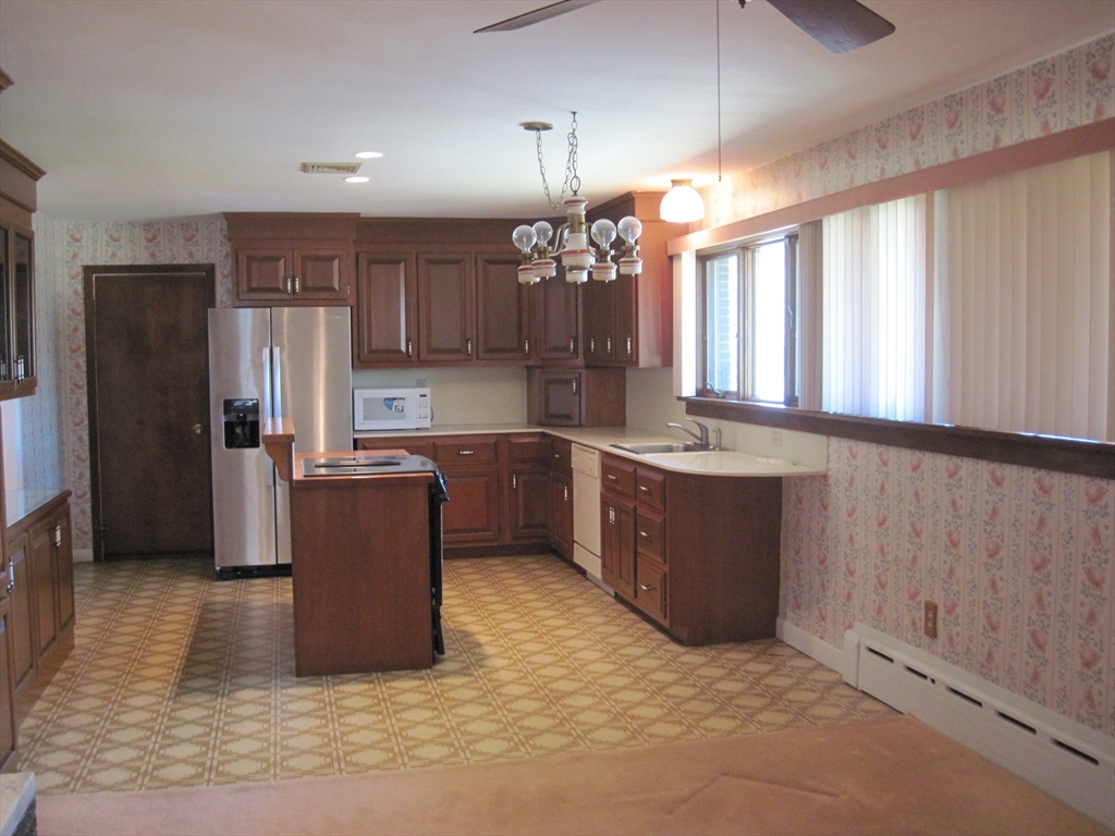 324 Hillside Rd